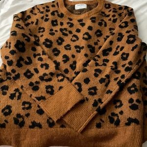 Old Navy cheetah print crewneck sweater